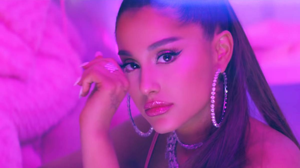 Ariana Grande S 7 Rings Music Video Sets Record For Youtube Debut Of 19 Rodgers Hammerstein