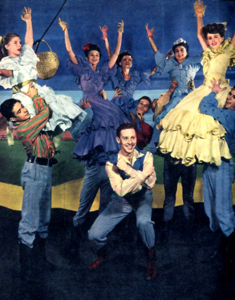 A photo from the 1943 Broadway production of Oklahoma!.