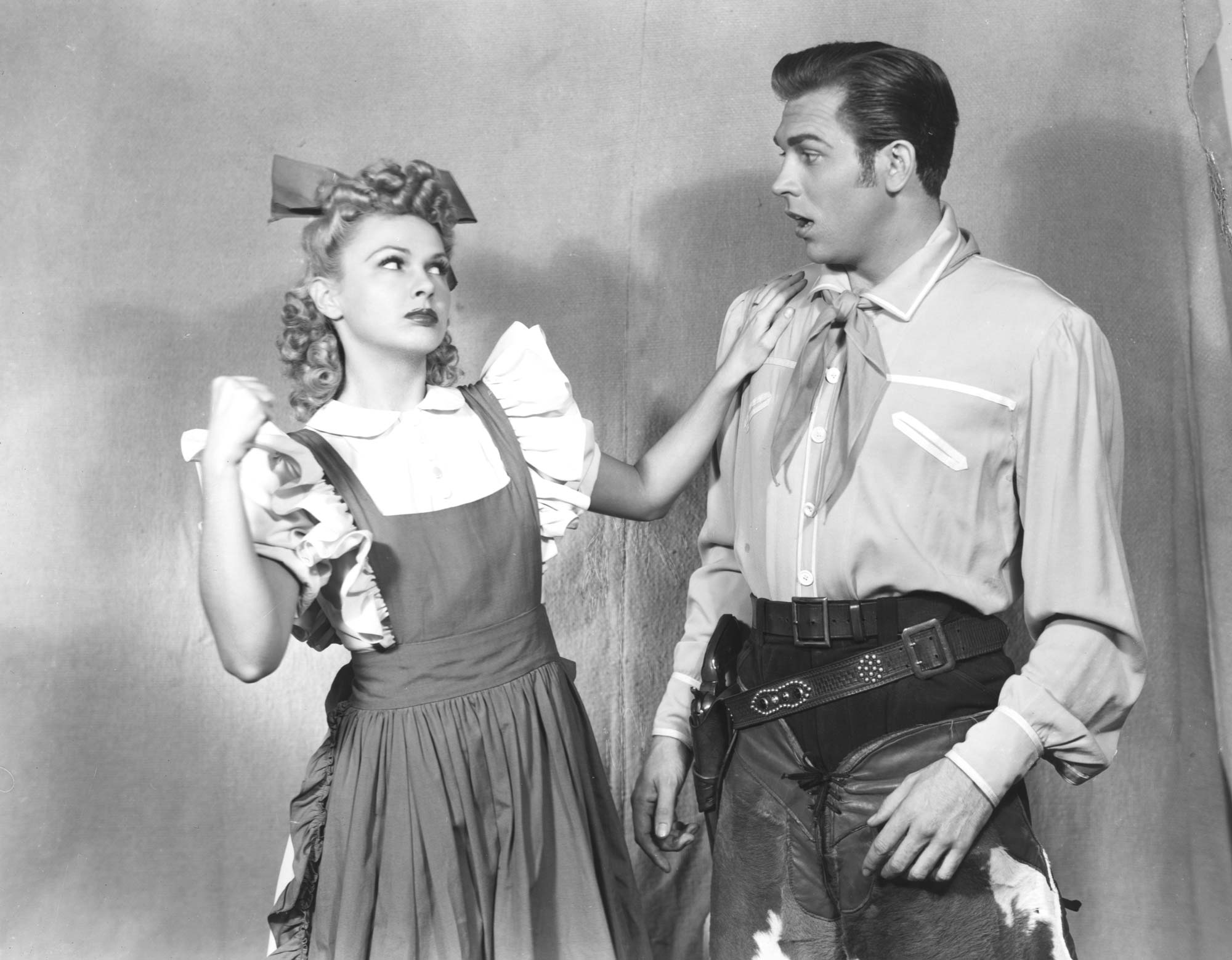 A photo from the 1947 West End production of Oklahoma!.