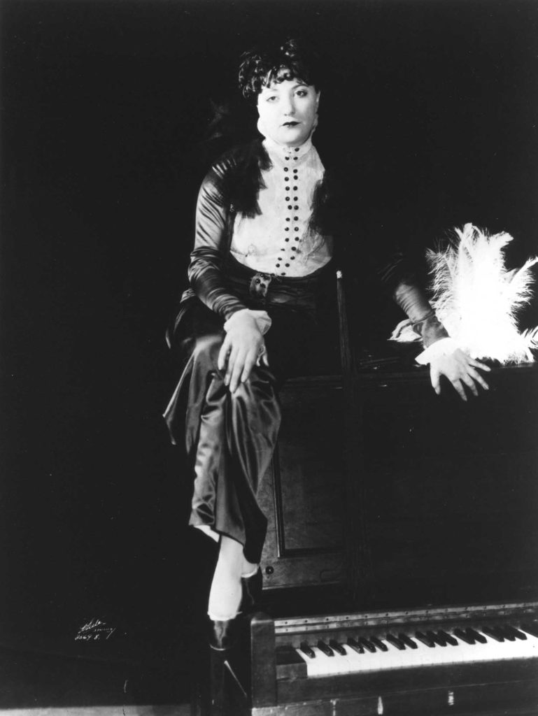 A photo from the 1927 Broadway Production of Show Boat.